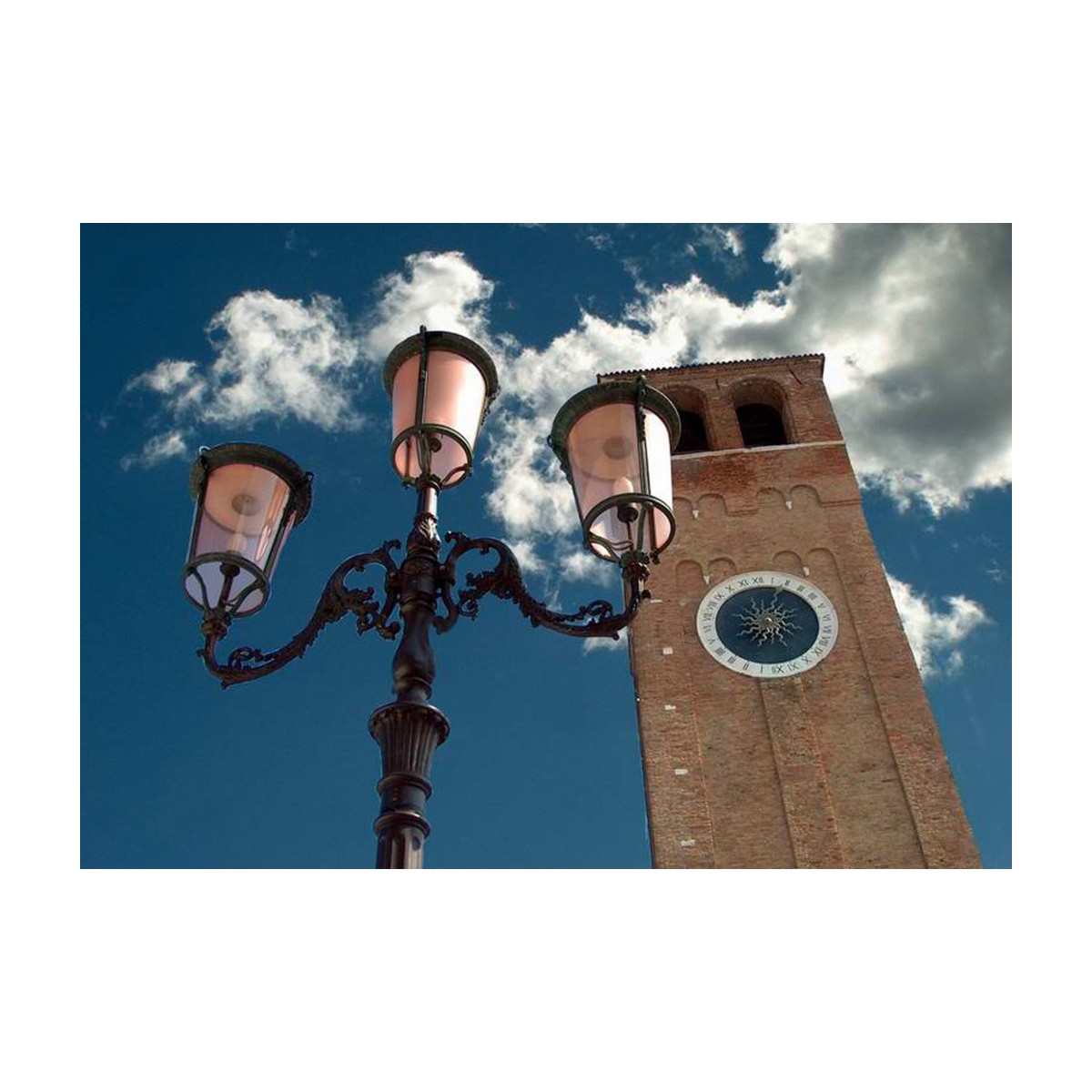 Alla scoperta dell'orologio più antico del mondo HHI Alla scoperta dell'orologio più antico del mondo HHI